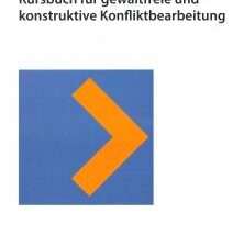 Buchcover "Kursbuch für gewaltfreie und konstruktive Konfliktbearbeitung"